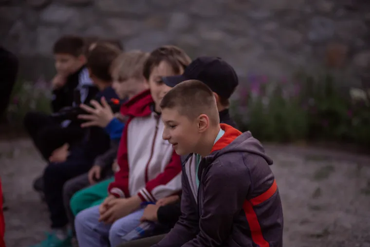 Командний вечір BORETS біля вогнища · Фото 3
