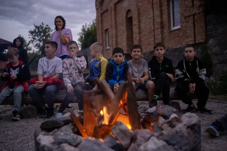 BORETS Team Campfire Night · Photo 17