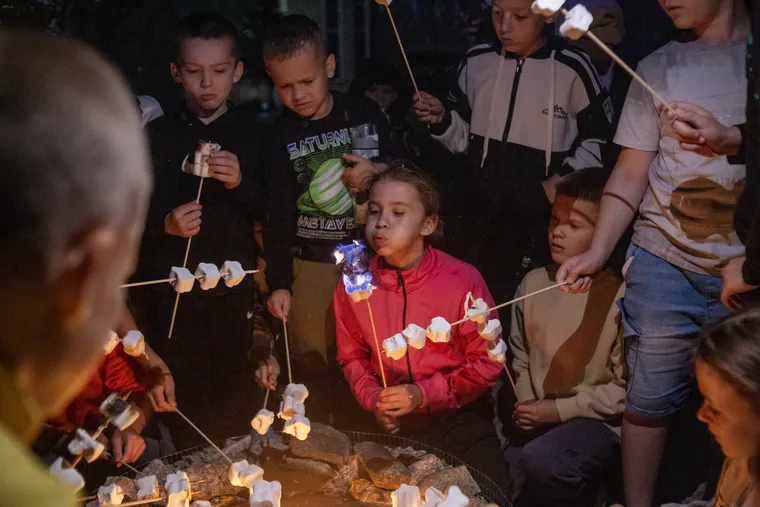 Командний вечір BORETS біля вогнища · Фото 144