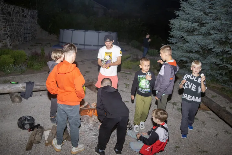 BORETS Team Campfire Night · Photo 207