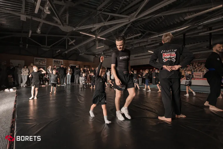 BORETS Belt Grading · Photo 1
